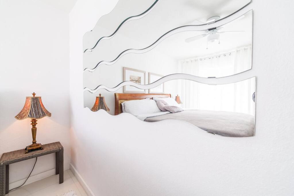 2 Bedroom On The Beach ! ไมอามีบีช ภายนอก รูปภาพ